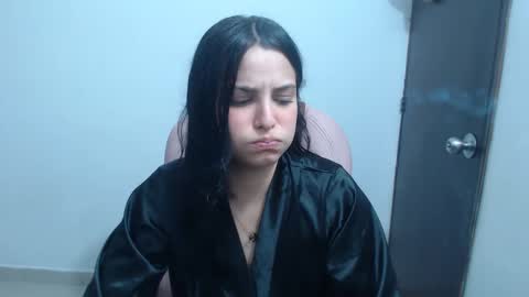Snapshot of cristal_hot07 chatting on 02.28.25 Cristal online show from 02.28.25