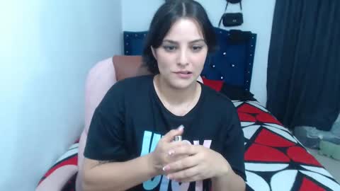 Snapshot of cristal_hot07 chatting on 03.01.25 Cristal online show from 03.01.25