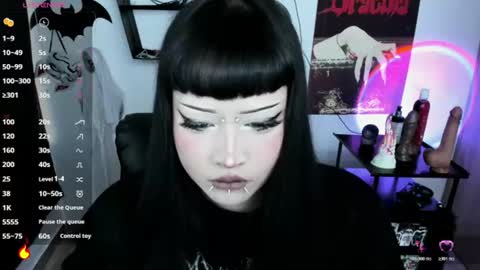 Snapshot of cristal_kosh chatting on 08.07.26 Cris online show from 08.07.26