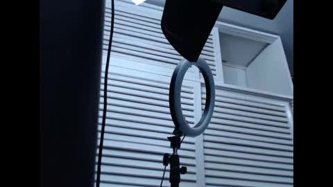 Hanna  online show from 02.02.25