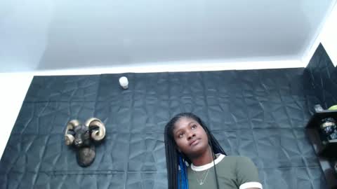 Hanna  online show from 02.05.25