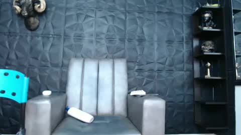 Hanna  online show from 02.24.25