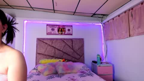 Snapshot of cristal_smith20 chatting on 02.17.26 cristal_smith20 online show from 02.17.26