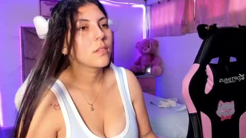 Snapshot of cristal_smith20 chatting on 05.04.26 cristal_smith20 online show from 05.04.26