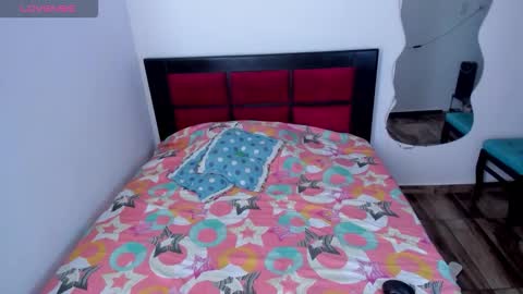 Snapshot of cristal_t2 chatting on 02.25.26 cristal_t2 online show from 02.25.26