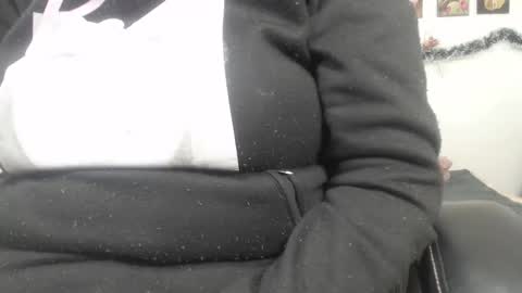 Snapshot of cristaladams6 chatting on 12.12.24 CristalAdams online show from 12.12.24