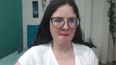 Snapshot of cristaladams6 chatting on 02.10.25 CristalAdams online show from 02.10.25