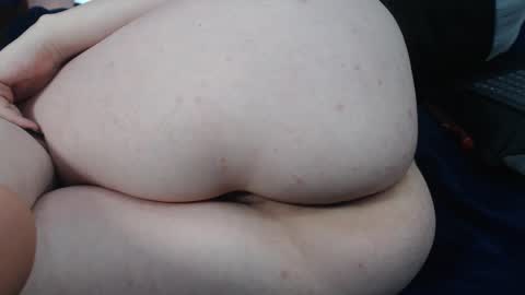 Snapshot of cristaladams6 chatting on 02.12.25 CristalAdams online show from 02.12.25