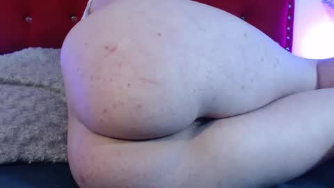 Snapshot of cristaladams6 chatting on 03.04.25 CristalAdams online show from 03.04.25