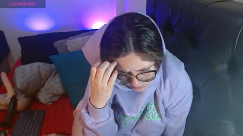 Snapshot of cristaladams6 chatting on 09.23.25 CristalAdams online show from 09.23.25