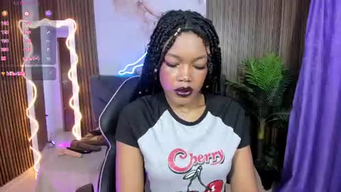 Snapshot of cristalbroke_tay chatting on 06.17.26 Crystalbroke online show from 06.17.26