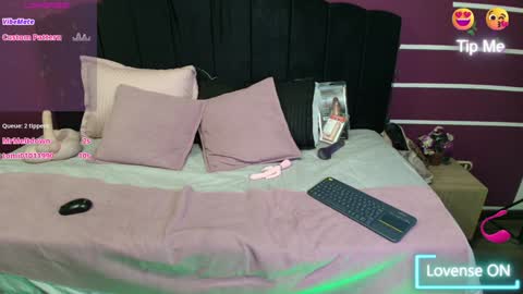 Snapshot of cristalmillf chatting on 01.24.25 CRISTAL MILF online show from 01.24.25