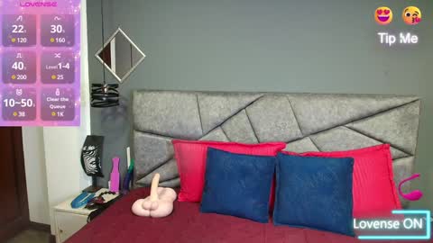 Snapshot of cristalmillf chatting on 01.30.25 CRISTAL MILF online show from 01.30.25
