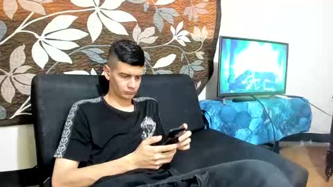Snapshot of cristiand20 chatting on 01.09.25 Cristian online show from 01.09.25
