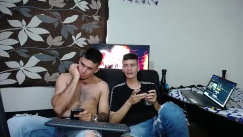 Snapshot of cristiand20 chatting on 01.11.25 Cristian online show from 01.11.25