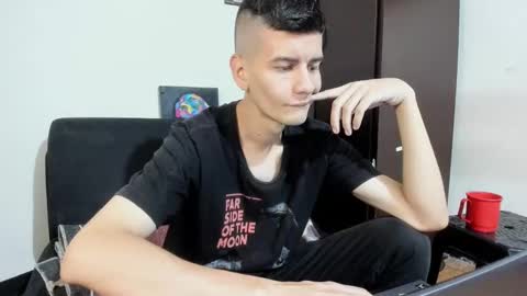 Snapshot of cristiand20 chatting on 02.23.25 Cristian online show from 02.23.25