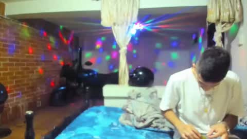 Snapshot of cristiand20 chatting on 02.28.25 Cristian online show from 02.28.25