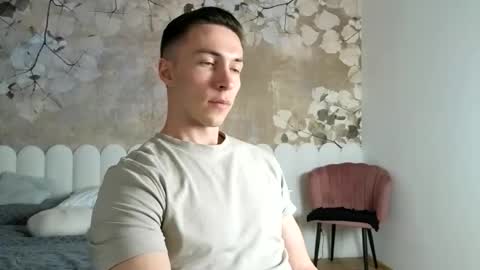 Snapshot of cristianovilla chatting on 05.14.26 CristianoHailey online show from 05.14.26