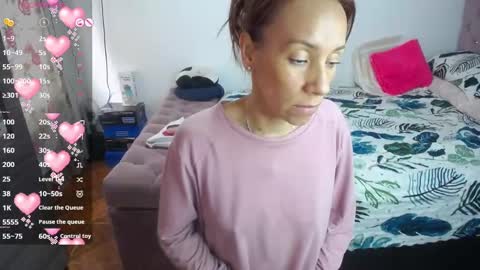 Snapshot of cristin_doll chatting on 03.05.25 cristina online show from 03.05.25
