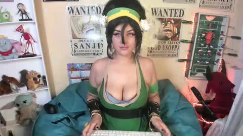 Cristina  online show from 02.21.25