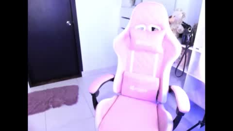 cristinasweet7 online show from 04.15.26