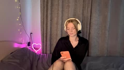 Snapshot of cristinekondo chatting on 04.02.26 Marry online show from 04.02.26