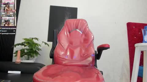 cristopher23  online show from 01.25.25