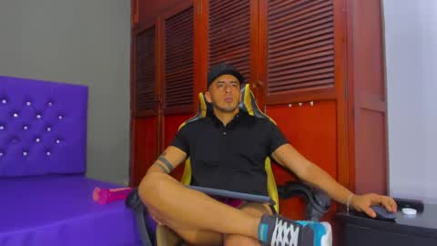 Snapshot of cristophertompson chatting on 01.18.25 Say me Cris online show from 01.18.25
