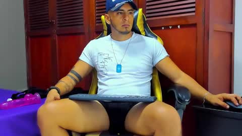 Snapshot of cristophertompson chatting on 02.04.25 Say me Cris online show from 02.04.25