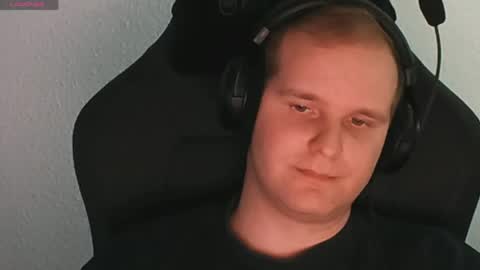 Snapshot of croissant911 chatting on 04.01.26 Anderson online show from 04.01.26