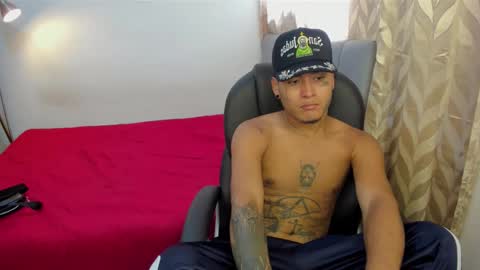 crow_black00 online show from 09.30.25