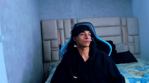 Croy online show from 03.26.26