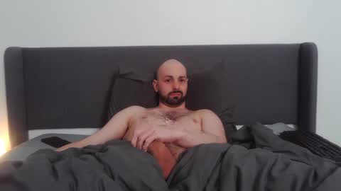 Snapshot of crucifyme2 chatting on 01.05.25 crucifyme2 online show from 01.05.25