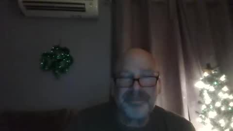 Snapshot of cruising_guy chatting on 02.17.26 fun guy online show from 02.17.26