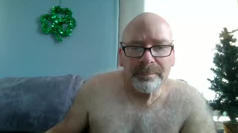 Snapshot of cruising_guy chatting on 02.21.26 fun guy online show from 02.21.26