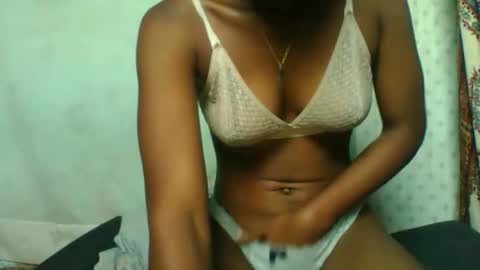 crush069 online show from 11.17.25