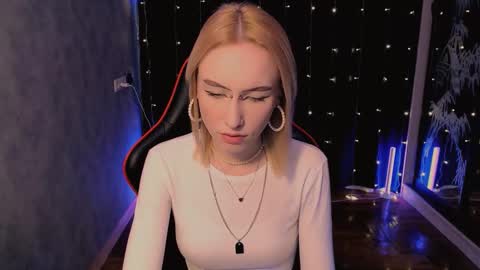 Snapshot of crybambi chatting on 02.17.26 crybambi online show from 02.17.26