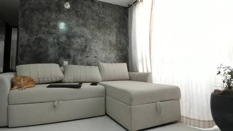 Cryss online show from 11.16.25