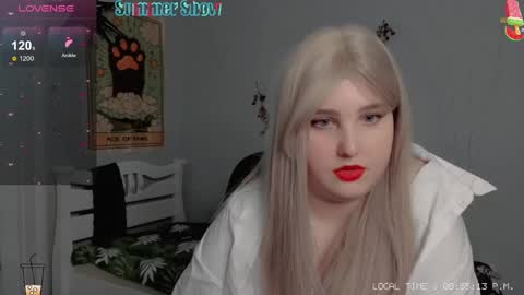 Snapshot of crystal__chris chatting on 02.12.25 Chris online show from 02.12.25