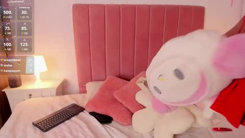  Crystal  online show from 02.15.25