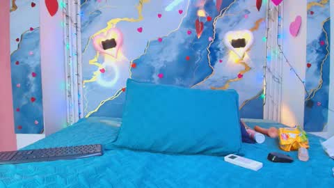 Snapshot of crystal_love08 chatting on 02.16.26 crystal online show from 02.16.26