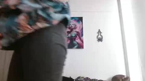Snapshot of crystal_starx chatting on 03.26.26 Crystal Blaze online show from 03.26.26