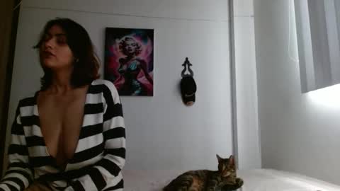 Snapshot of crystal_starx chatting on 05.01.26 Crystal Blaze online show from 05.01.26
