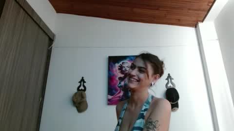 Snapshot of crystal_starx chatting on 05.18.26 Crystal Blaze online show from 05.18.26