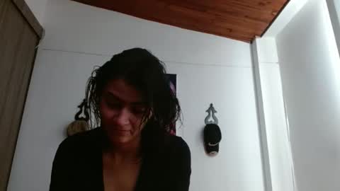 Snapshot of crystal_starx chatting on 05.25.26 Crystal Blaze online show from 05.25.26