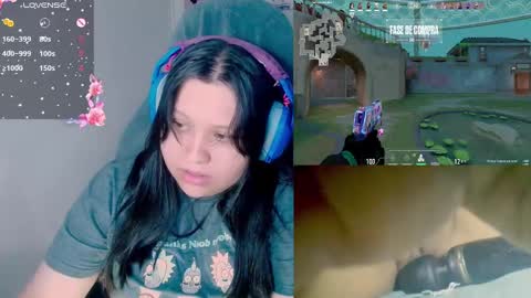 Snapshot of crystal_velvet01 chatting on 12.06.24 crystal online show from 12.06.24