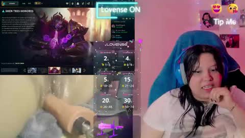 Snapshot of crystal_velvet01 chatting on 01.25.25 crystal online show from 01.25.25