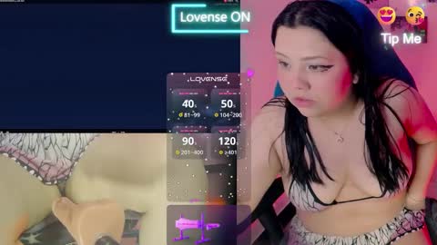 Snapshot of crystal_velvet01 chatting on 01.26.25 crystal online show from 01.26.25