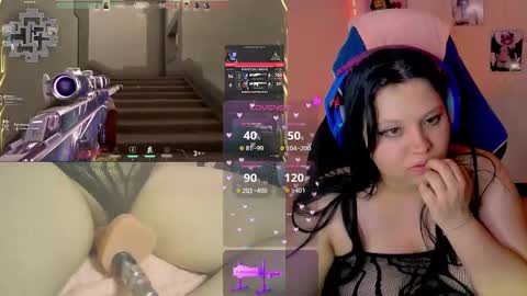 Snapshot of crystal_velvet01 chatting on 02.22.25 crystal online show from 02.22.25