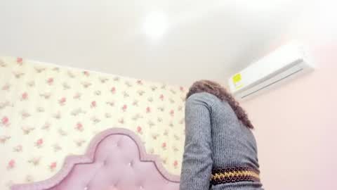 Milf Latina online show from 06.19.26